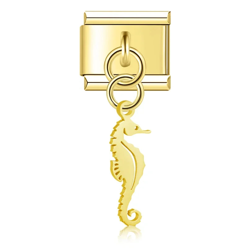 Sea horse pendant gold