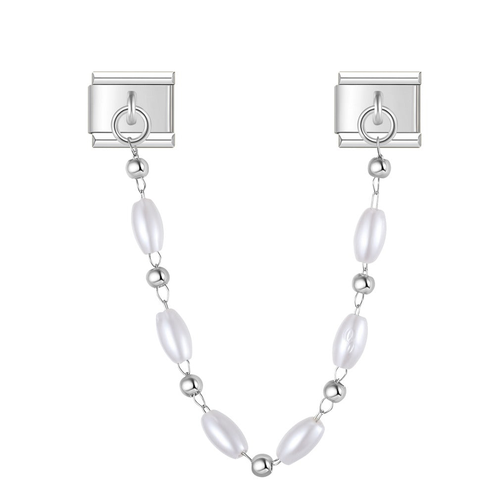 Pearl charm necklace silver